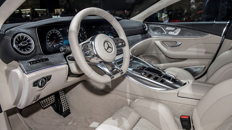 Mercedes-Benz AMG GT 4 cửa - đối thủ mới của Porsche Panamera